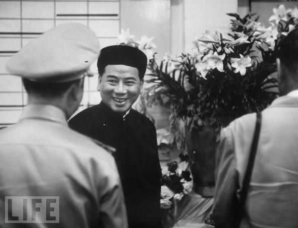 Lịch Sử Việt Nam | tổng thống Ngô Đình Diệm