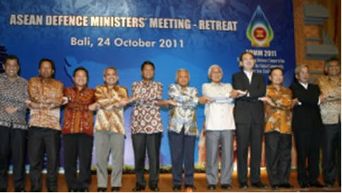 asean denfence ministers meeting retreat