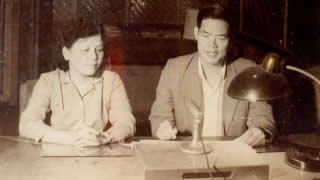 Trần Kim Xuyến, nguyên UV BCH Trung ương Đảng, TGĐ TTXVN, và Trần Lâm, Tổng Biên tập của Đài TNVN