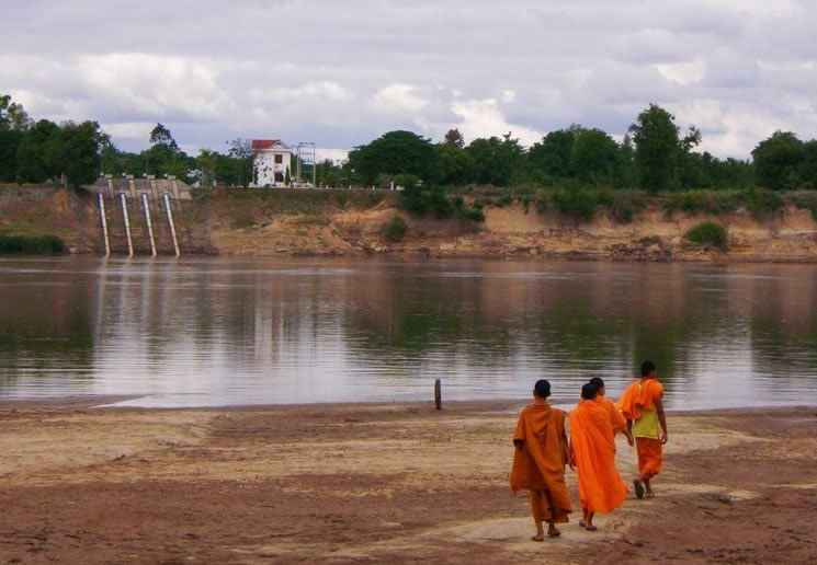 đồng bằng sông cửu long hạn hán, mekong river delta, Trạm bơm nước Vientiane [Internet]