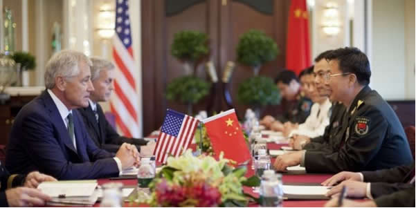 Washington Post cho biết, trong cuộc họp kín tại hội nghị Shangri-La, phái đoàn Trung Quốc đã đề nghị Mỹ “hãy cùng hòa giải và cùng hợp tác giữa quân đội các ngài với quân đội TQ”